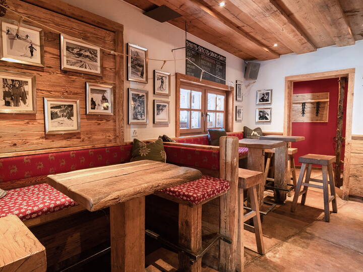 Harry's Ski Bar – Matterhorn Lodge Zermatt