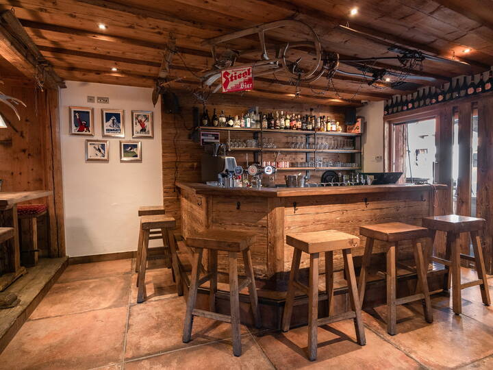 Harry's Ski Bar – Matterhorn Lodge Zermatt